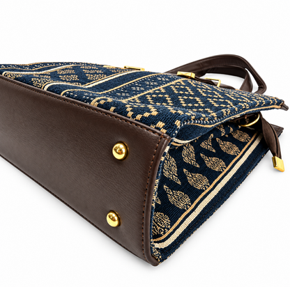 The Fleet Tote – Classic Elegance Meets Everyday Functionality