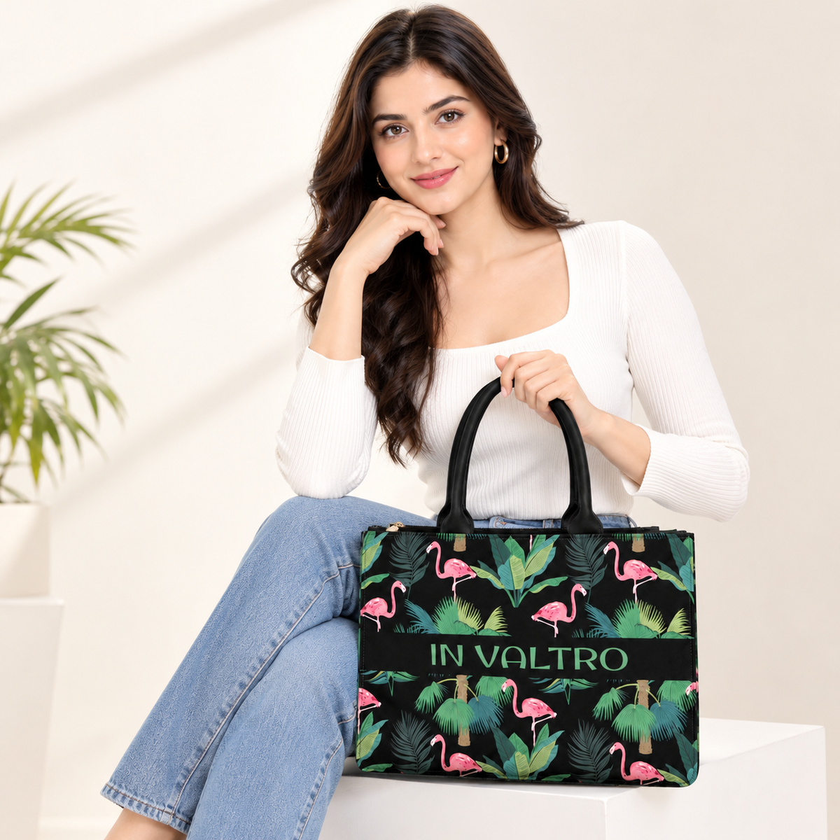 IN VALTRO – Flamingo Printed Laptop Tote Bag