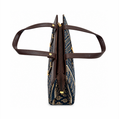 The Fleet Tote – Classic Elegance Meets Everyday Functionality